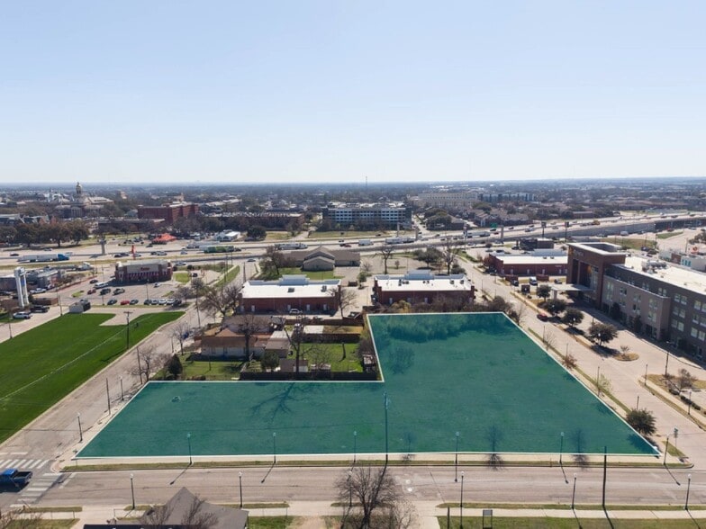 918 10th st, Waco, TX for sale - Aerial - Image 3 of 5