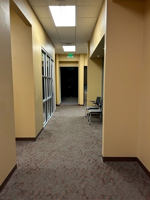 13500-13520 Powers Ct, Fort Myers, FL for lease Interior Photo- Image 1 of 6