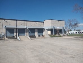 16420 W Hardy Rd, Houston, TX for lease Building Photo- Image 2 of 2