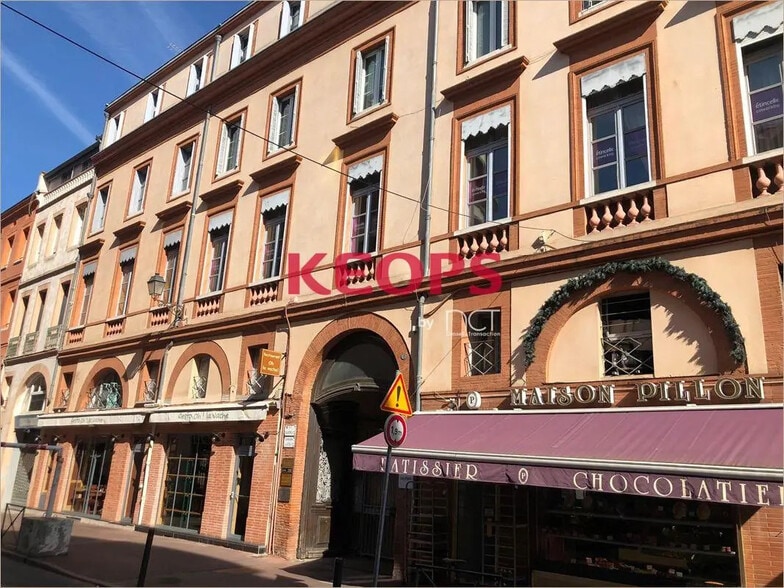 Office in Toulouse for lease - Building Photo - Image 2 of 11