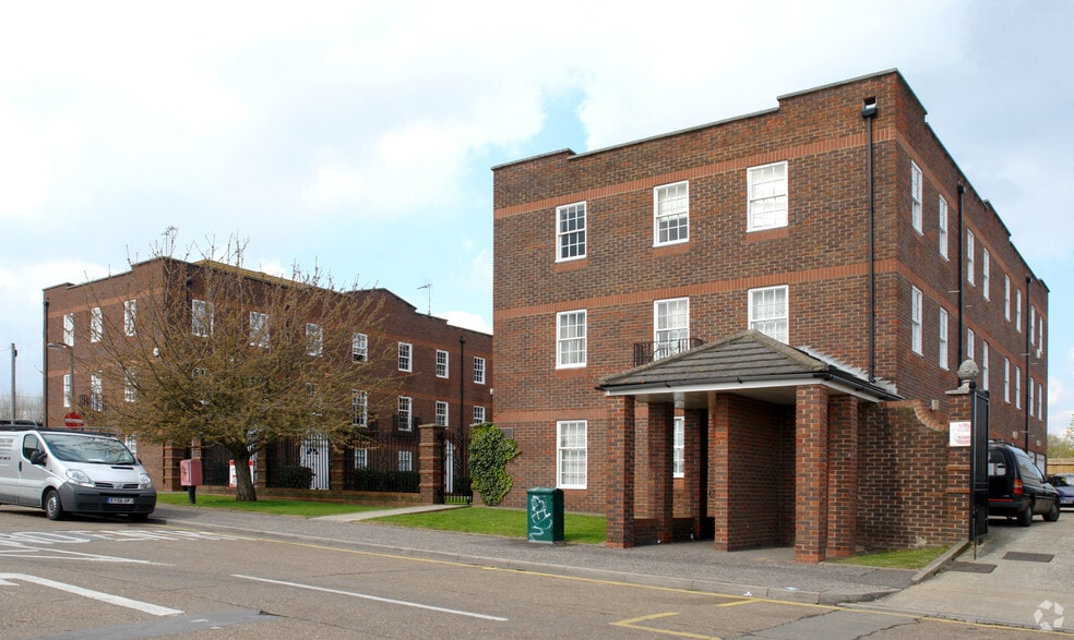 Station Appr, Wickford à louer - Photo du bâtiment - Image 3 de 4