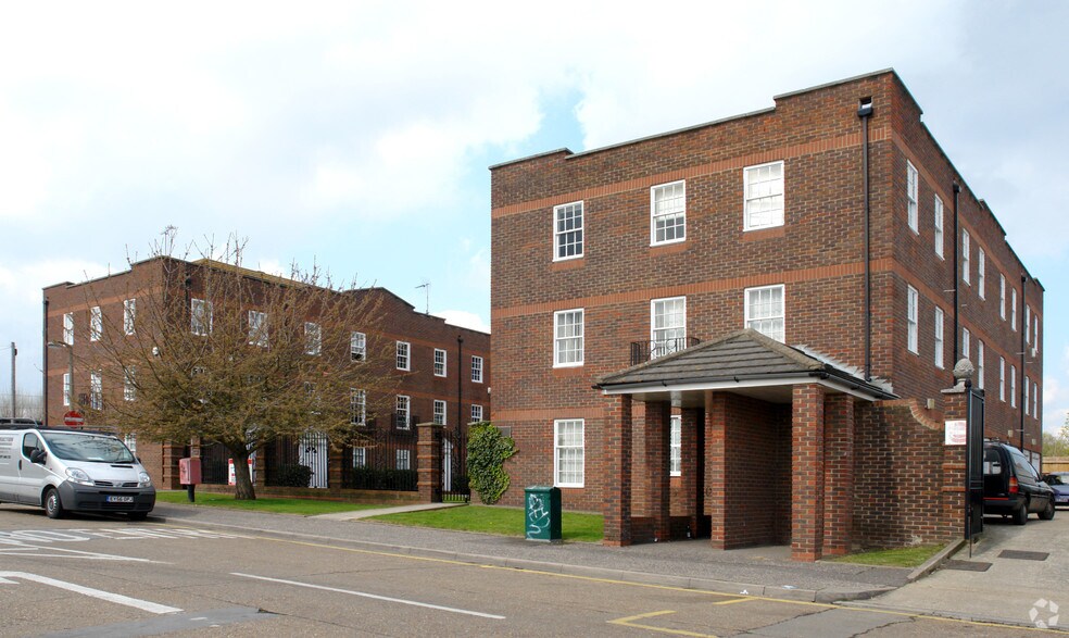 Station Appr, Wickford à louer - Photo du bâtiment - Image 3 de 4