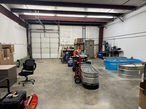 1100 Airport North Office Park, Fort Wayne, IN for lease Interior Photo- Image 2 of 3