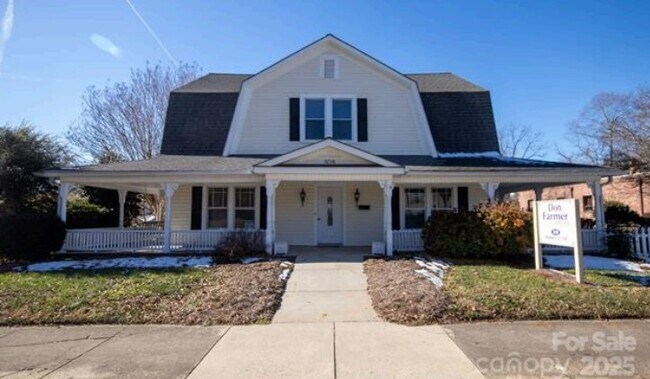More details for 508 Mulberry St SW, Lenoir, NC - Office for Sale