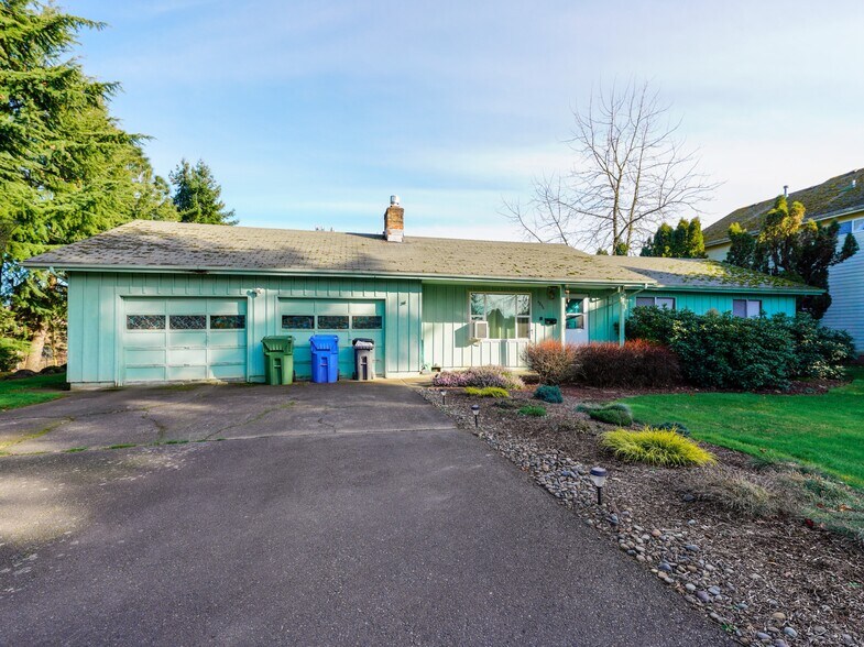 4856 32nd Ave SE, Salem, OR à vendre - Photo du bâtiment - Image 3 de 21