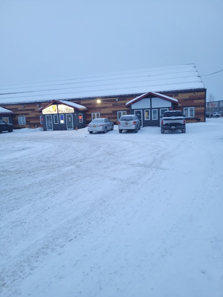 910 Old Steese Hwy, Fairbanks, AK for lease Building Photo- Image 1 of 9
