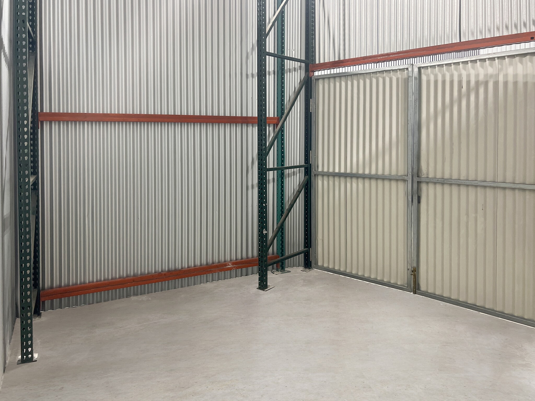 2507 Investors Row, Orlando, FL for lease Interior Photo- Image 1 of 3