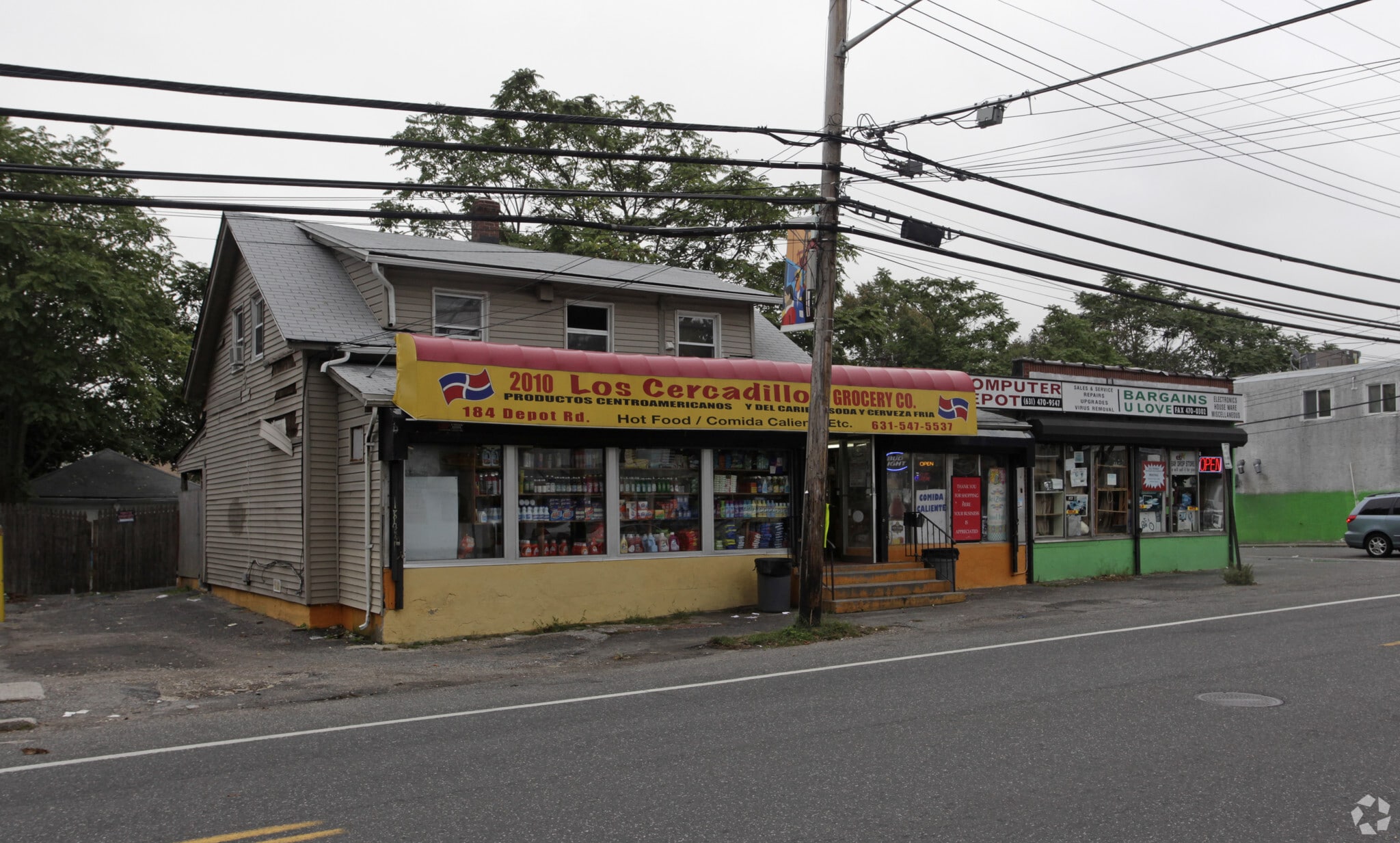 184 Depot Rd, Huntington Station, NY for lease Primary Photo- Image 1 of 3
