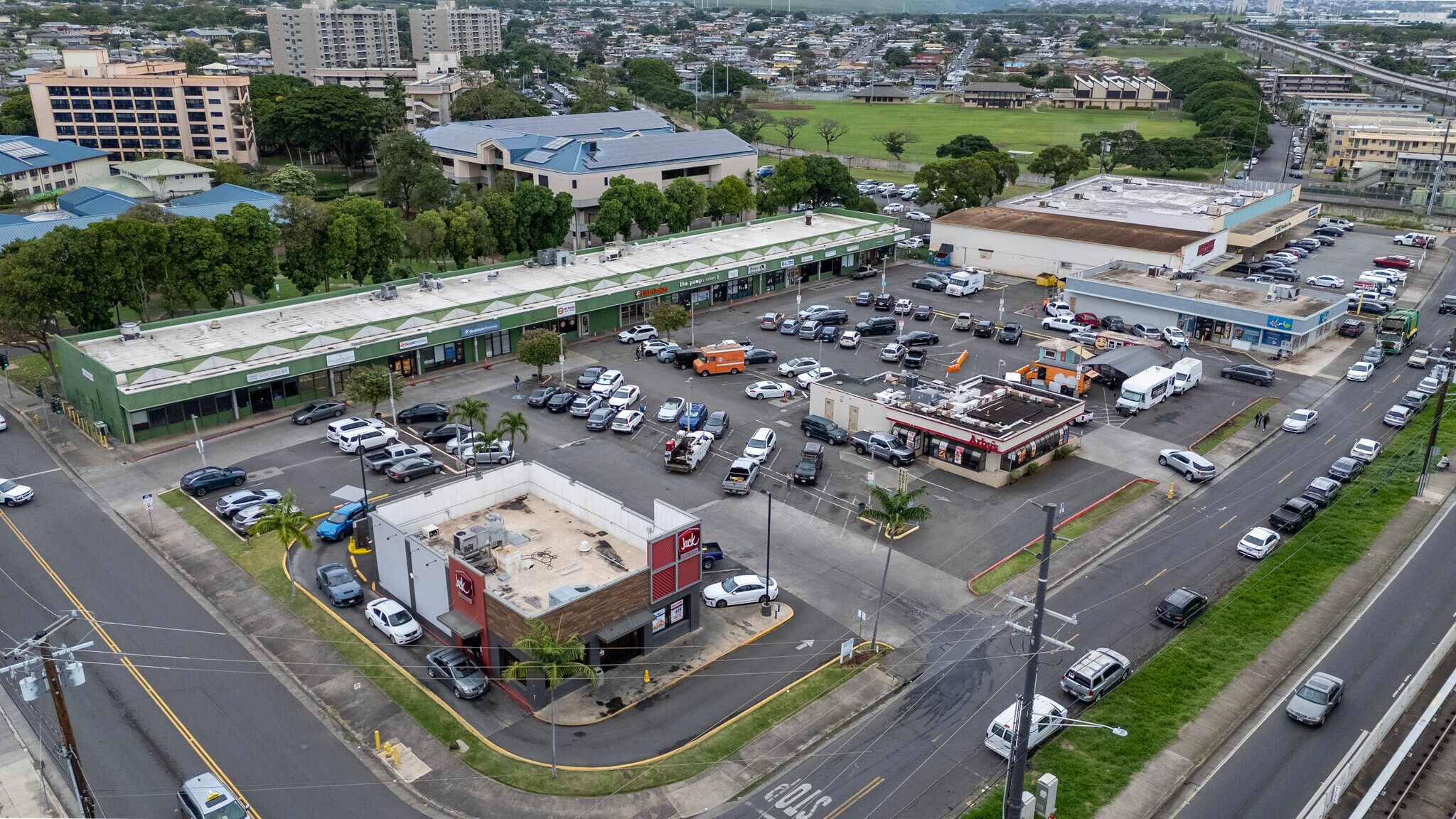 94-866 Moloalo St, Waipahu, HI à louer Photo principale- Image 1 de 7