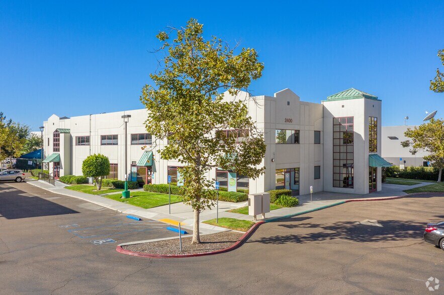 2400 Fenton St, Chula Vista, CA à louer - Photo du bâtiment - Image 2 de 4