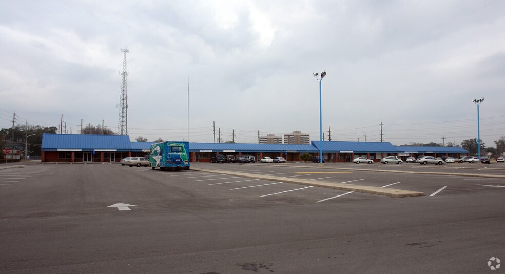 5200-5322 Pearl St, Jacksonville, FL à louer - Photo du bâtiment - Image 3 de 6