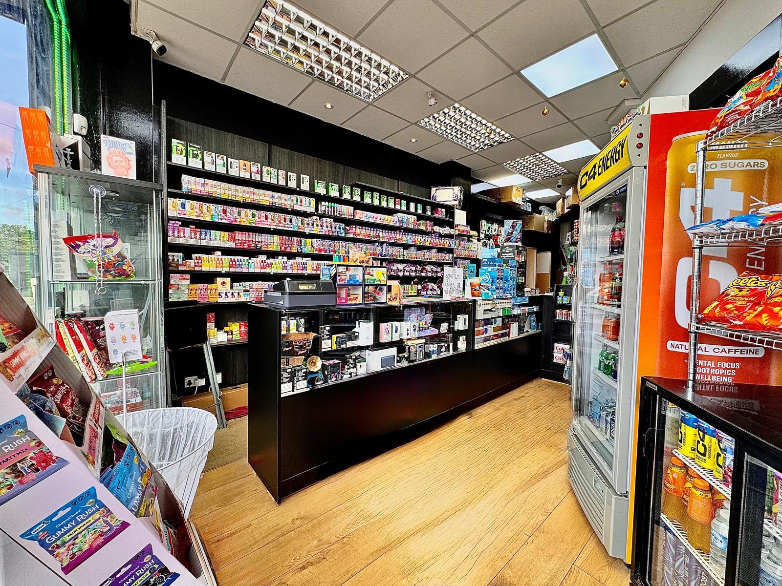 Dedworth Rd, Windsor for lease Primary Photo- Image 1 of 6