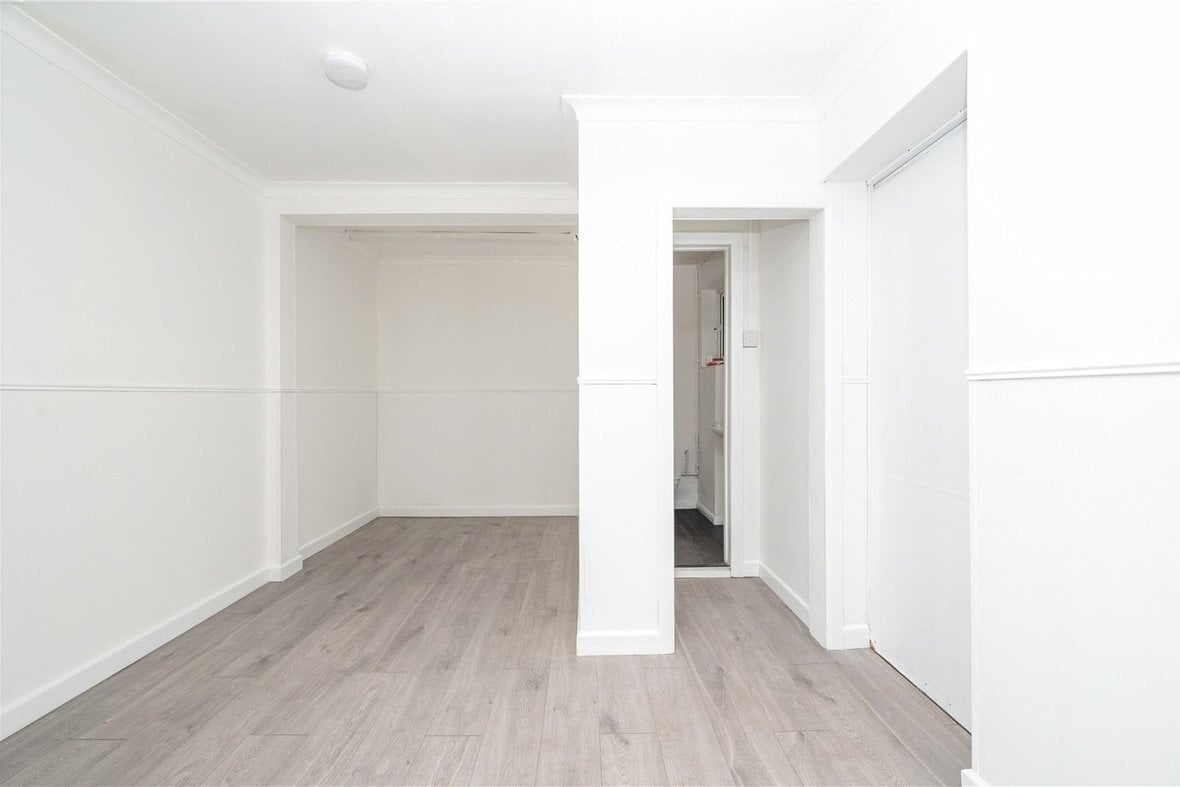 35 Catherine St, St. Albans for lease Interior Photo- Image 1 of 4