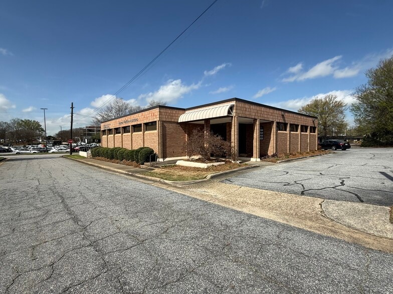 1942 North Ave, Columbus, GA for lease - Building Photo - Image 3 of 20