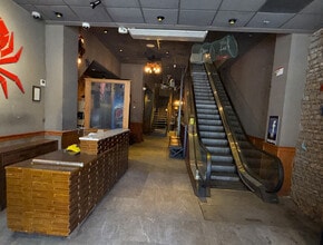 161-21 Jamaica Ave, Jamaica, NY for lease Lobby- Image 1 of 3