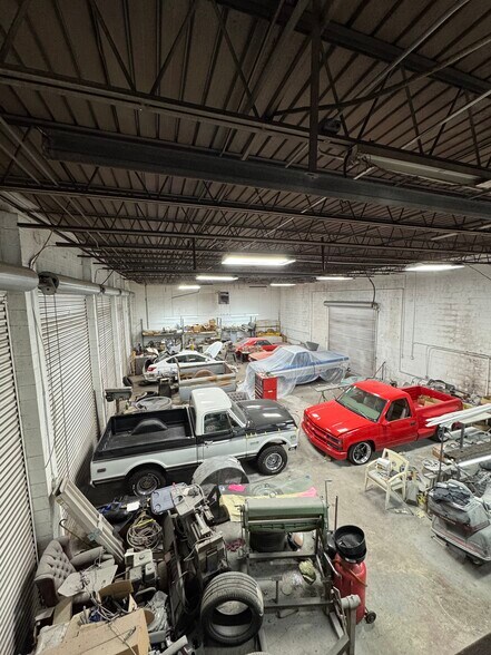 1708 Austell Rd SE, Marietta, GA à vendre - Photo du bâtiment - Image 3 de 17