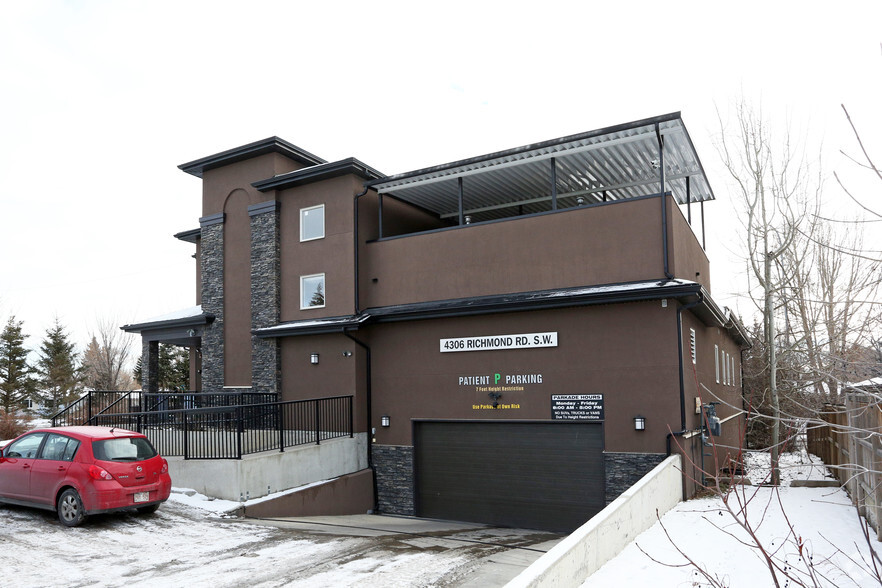 4306 Richmond Rd SW, Calgary, AB à louer - Photo du bâtiment - Image 3 de 19