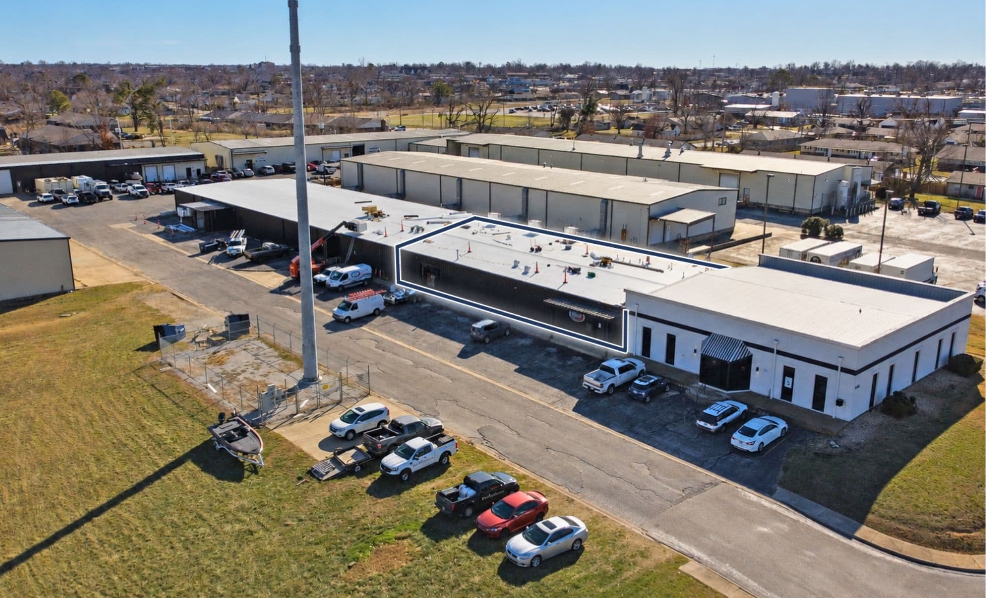 555-559 N 13th St, Rogers, AR for lease Building Photo- Image 1 of 8