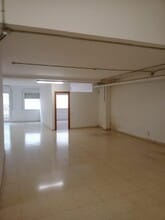 Office/Retail in Badalona, Barcelona for lease Interior Photo- Image 2 of 6