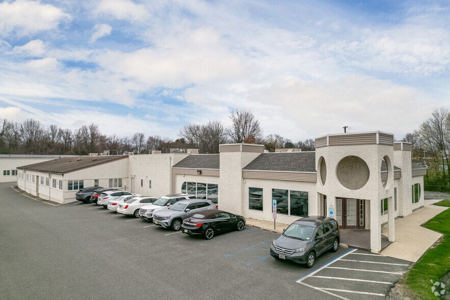 1295 Route 38, Hainesport, NJ à vendre - Photo du bâtiment - Image 2 de 6