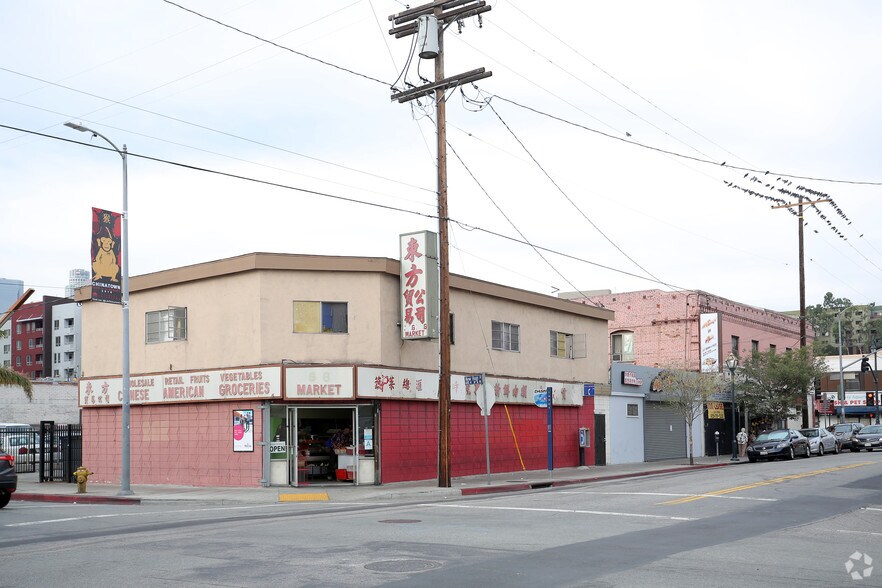 658 N Broadway, Los Angeles, CA à louer - Photo du bâtiment - Image 2 de 6
