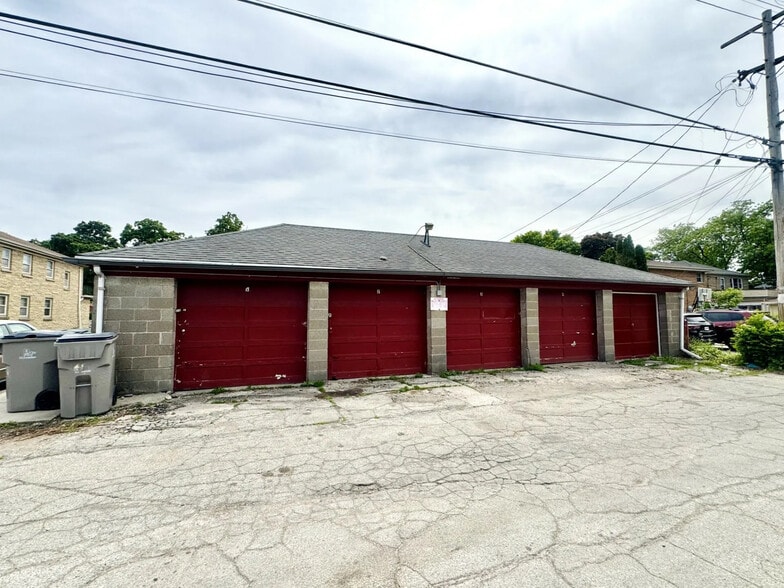 4510 W Capitol Dr, Milwaukee, WI for sale - Building Photo - Image 2 of 2