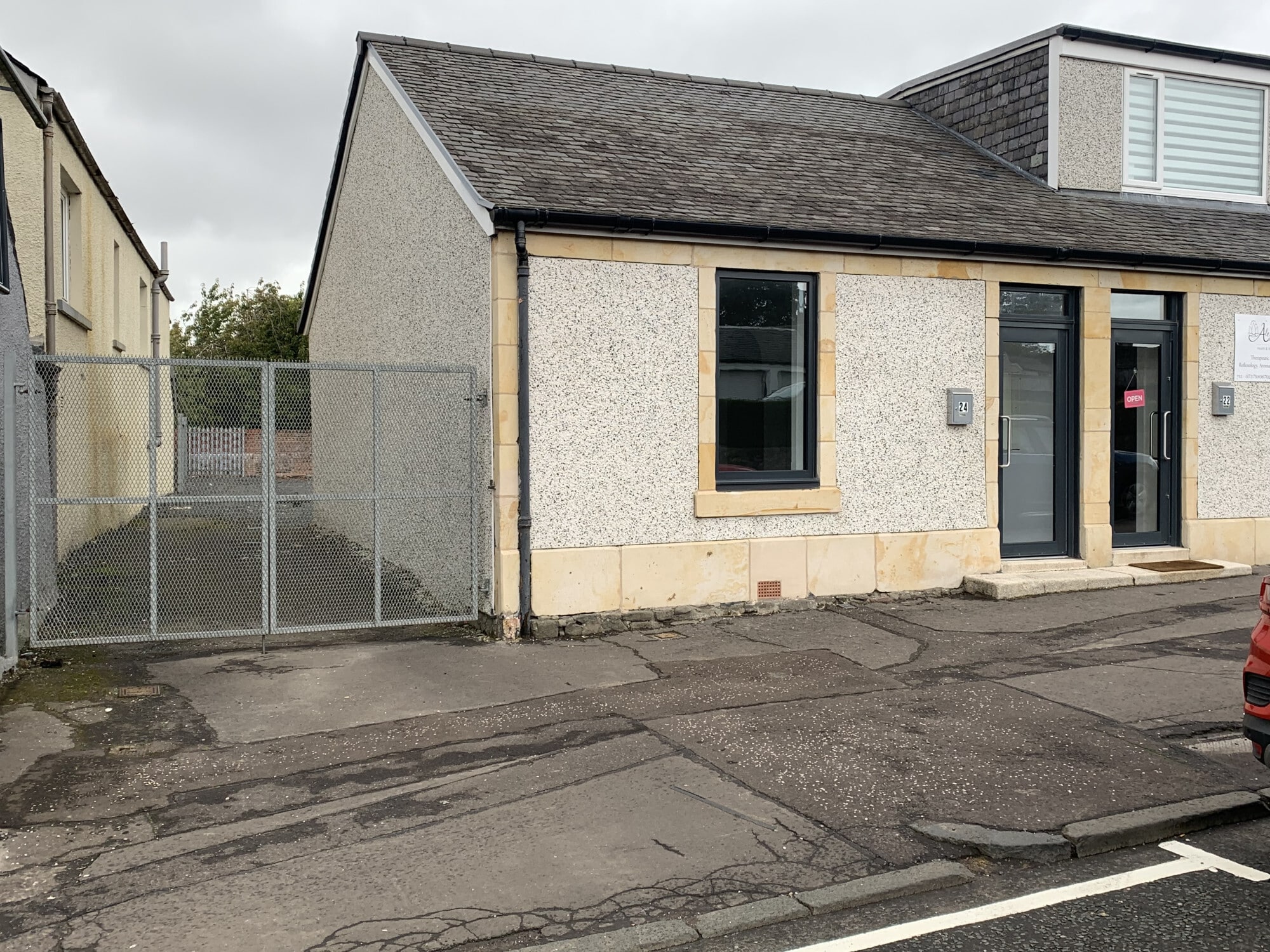 20-24 Townfoot, Dreghorn for lease Primary Photo- Image 1 of 5