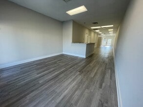 1000 Parkview Dr, New Iberia, LA à louer Photo intérieure- Image 2 de 5