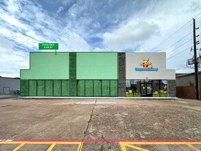21950 Kingsland Blvd, Katy, TX à louer Photo du bâtiment- Image 1 de 2