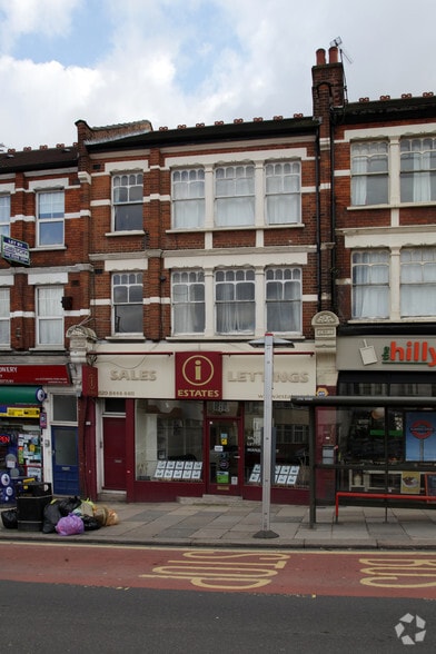 98 Alexandra Park Rd, Londres à louer - Photo du bâtiment - Image 3 de 11