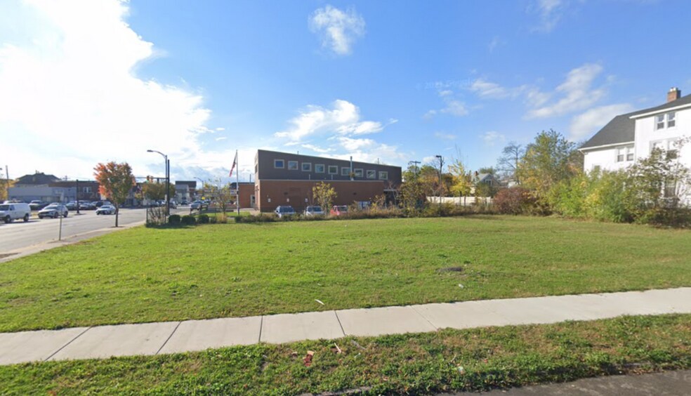 3246 Bailey Ave, Buffalo, NY à vendre - Photo du bâtiment - Image 3 de 3