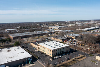 135 Engineers Rd, Hauppauge, NY - Aérien  Vue de la carte - Image1