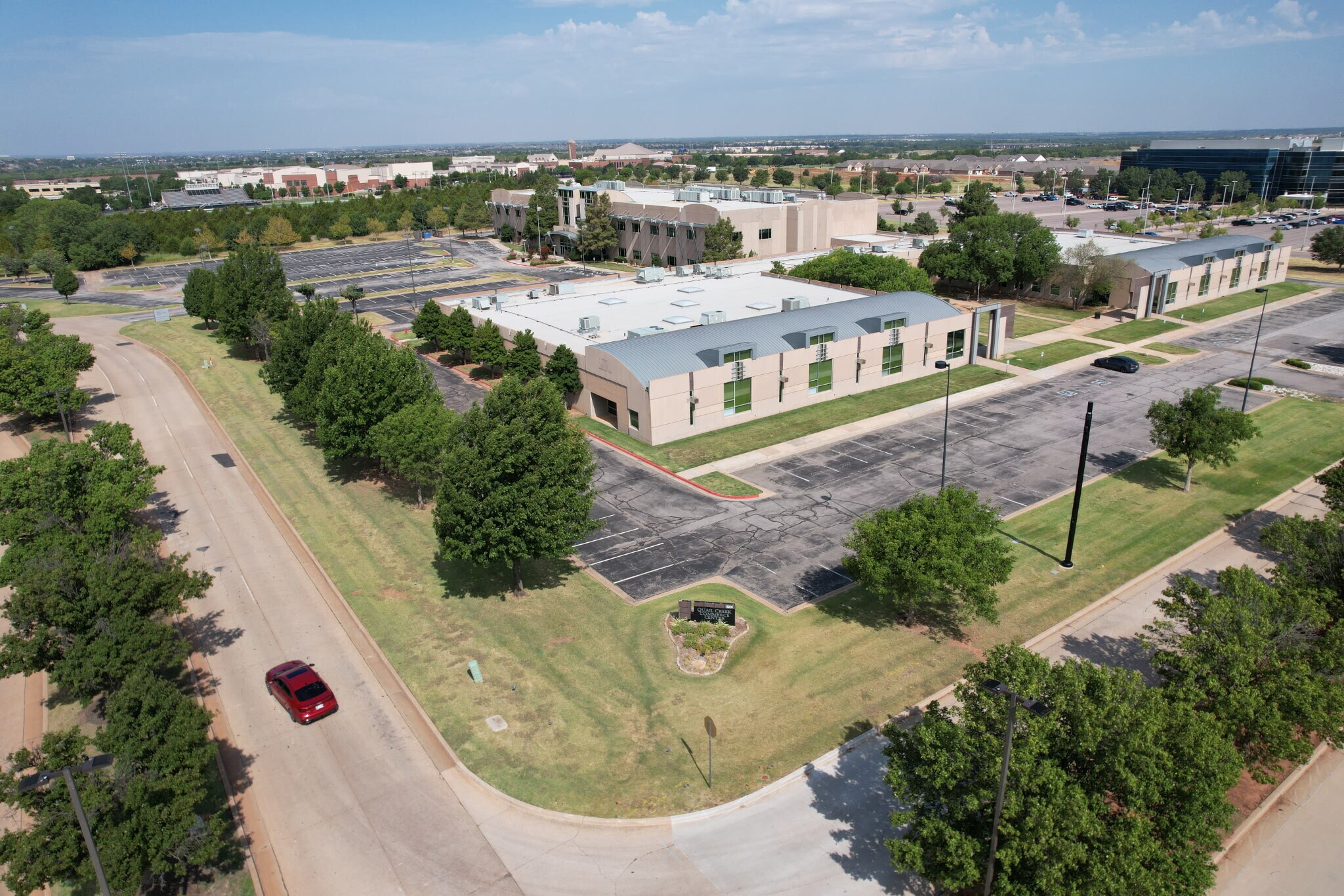 3201 Quail Springs Pky, Oklahoma City, OK à louer Photo du bâtiment- Image 1 de 4