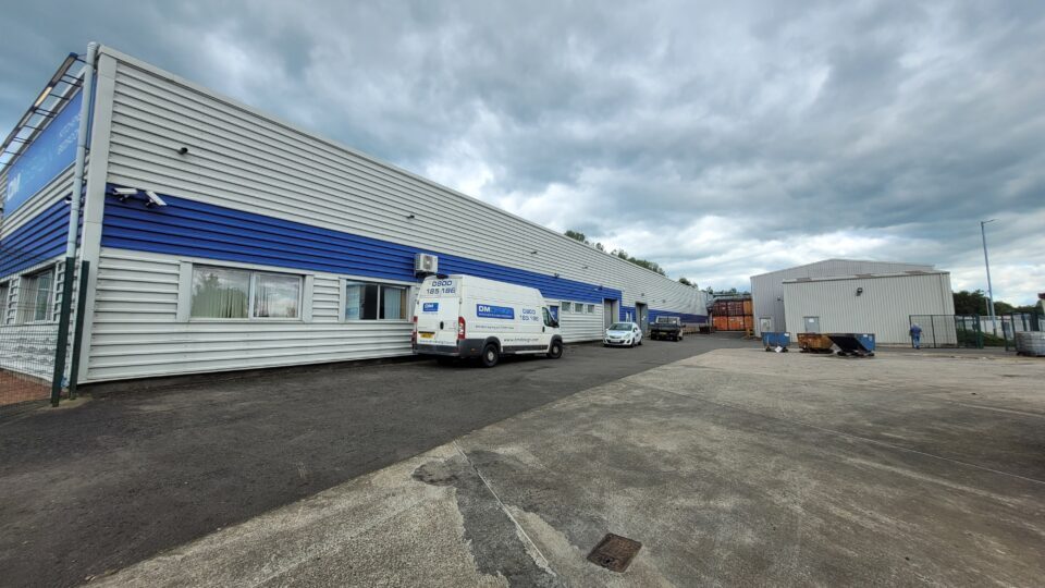 1 Deerdykes Pl, Cumbernauld for sale - Building Photo - Image 3 of 15