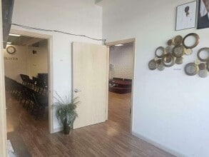 3022-3044 N 90th St, Omaha, NE à louer Photo intérieure- Image 2 de 3