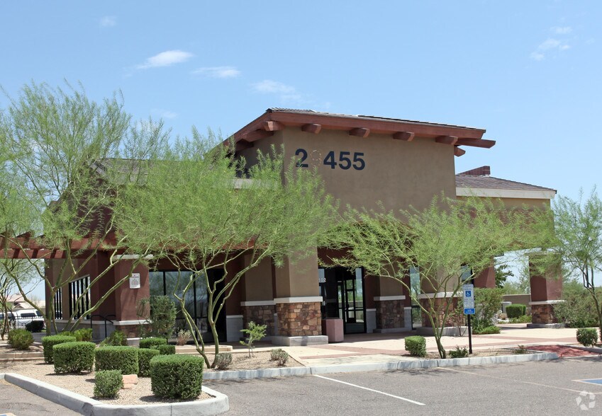 29455 N Cave Creek Rd, Cave Creek, AZ à louer - Photo du bâtiment - Image 2 de 2