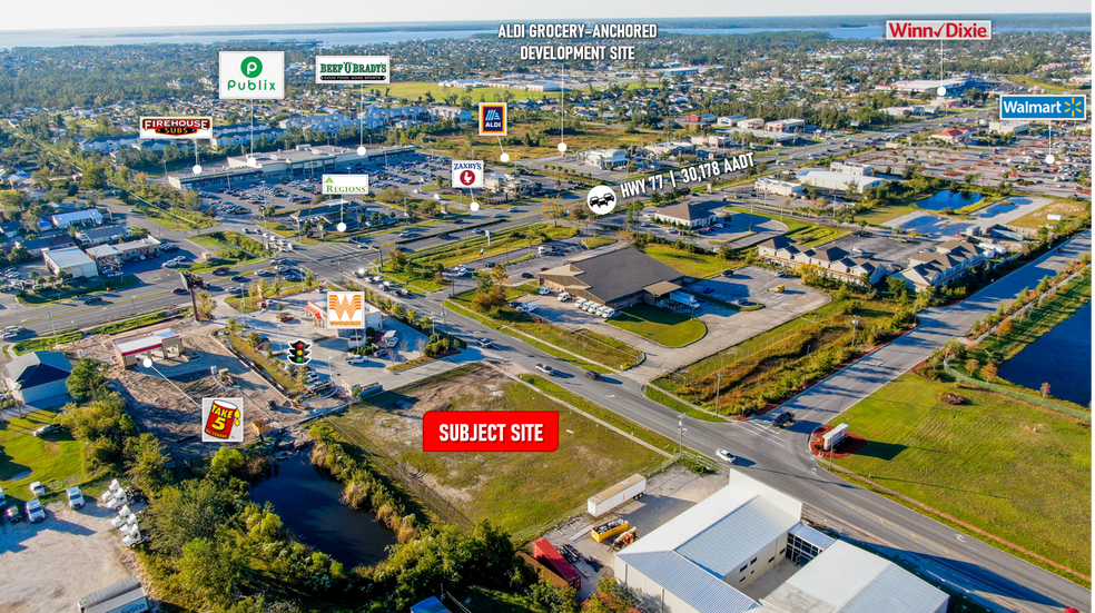 2401 Fl-77, Lynn Haven, FL à louer - Photo du bâtiment - Image 2 de 3