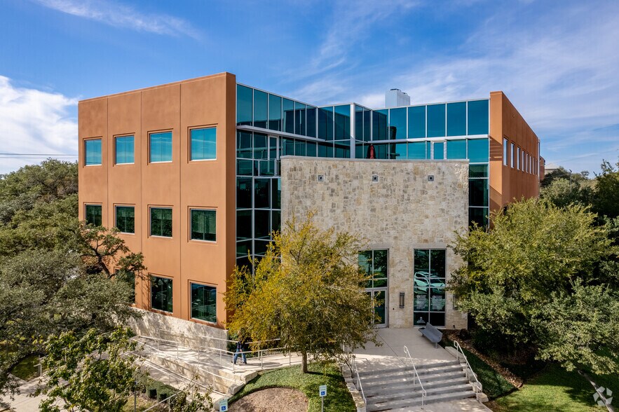 3603 Paesanos Pky, San Antonio, TX à louer - Photo principale - Image 1 de 6