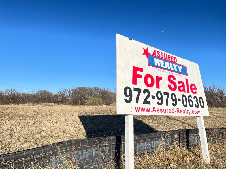 3001-3101 W Pleasant Ridge Rd, Arlington, TX for sale - Building Photo - Image 2 of 5