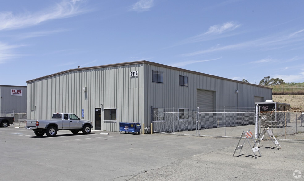 3915 Teal Ct, Benicia, CA à louer - Photo principale - Image 1 de 3