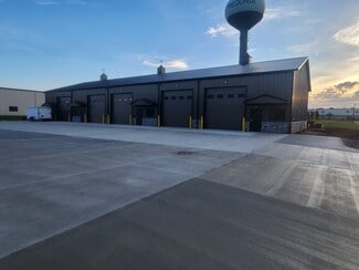 Plus de détails pour 233 Innovation Dr, Fredonia, WI - Local d'activités à louer
