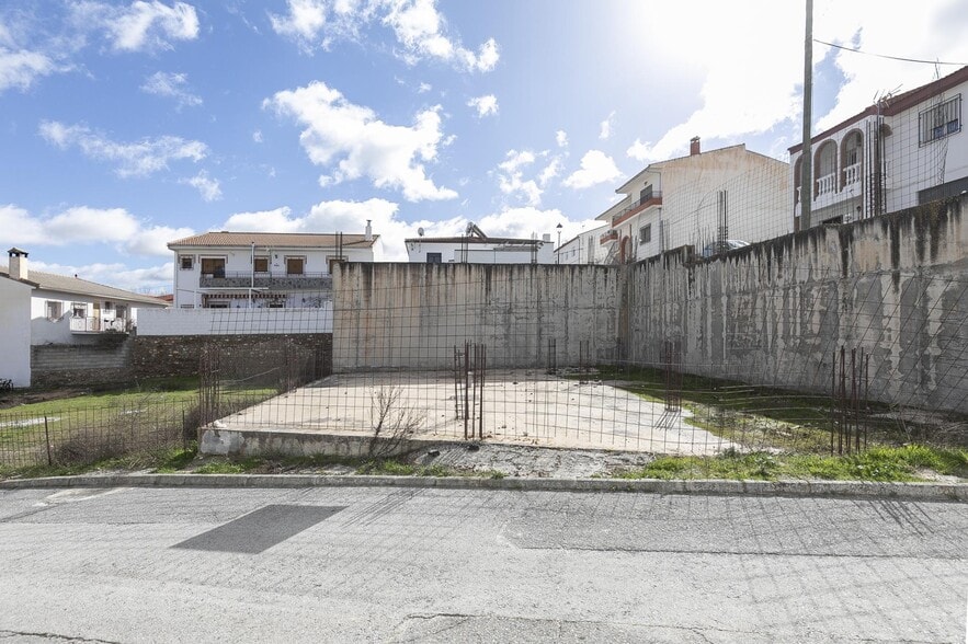 Calle Alcalde Manuel Ruiz, Fornes, Granada à vendre - Photo du bâtiment - Image 2 de 14