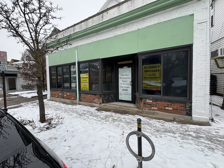 1132 Monroe Ave, Rochester, NY à vendre - Photo du bâtiment - Image 2 de 20
