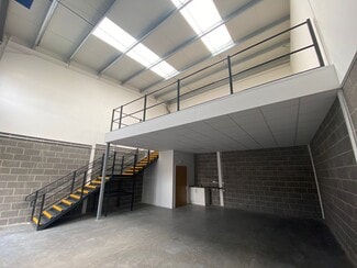 More details for 198-202 Broomhill Rd, Bristol - Industrial for Lease