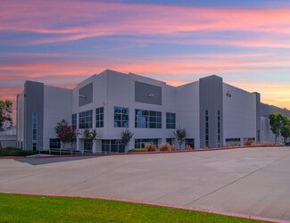 Plus de détails pour 12215 Holly St, Riverside, CA - Industriel à louer
