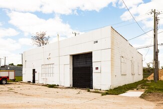Plus de détails pour 2300 Michigan Ave, Detroit, MI - Commerce de détail à vendre