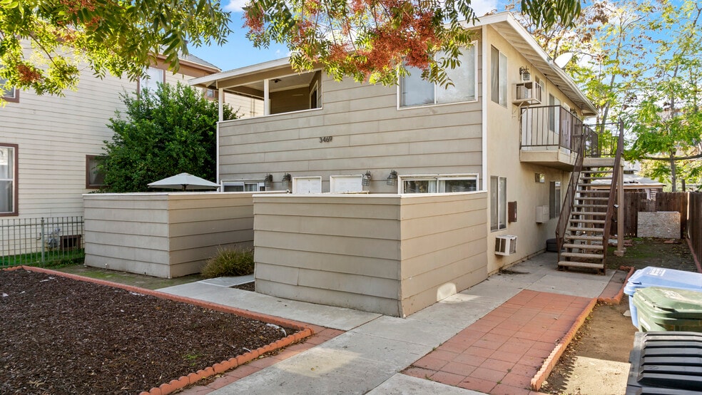 3469 Lime St, Riverside, CA à vendre - Photo du bâtiment - Image 3 de 10