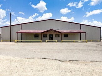 Plus de détails pour 470 Josh Mitchell Ave, Big Lake, TX - Industriel à vendre