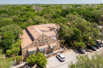 2500 W William Cannon Dr, Austin, TX à louer Photo intérieure- Image 2 de 2