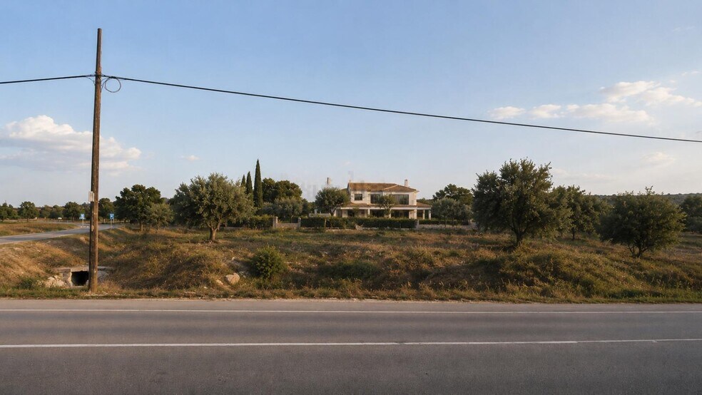 Chaparritas, 60, Villavieja del Lozoya, Madrid for sale - Primary Photo - Image 1 of 11